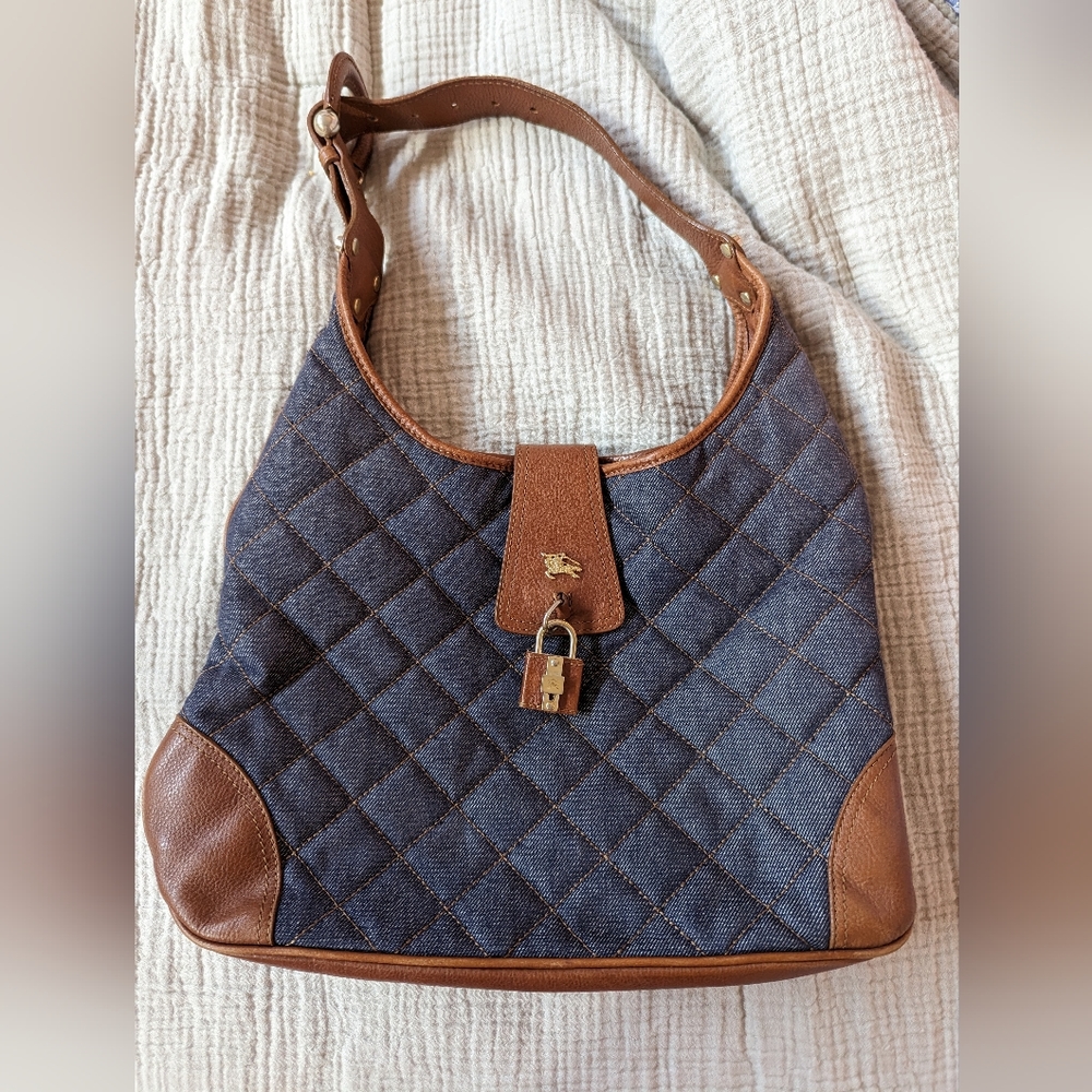 Burberry quilted shoulder bag